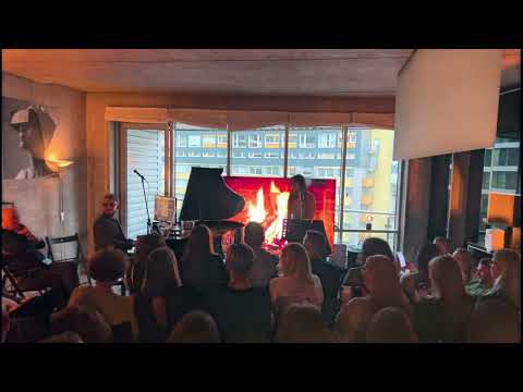 Gabija Baužaitė & Vytautas Straižys - April in Paris/La vie en Rose (Live at Downtown Piano Lab)