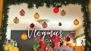 New Boots + Finish Decorating the Kitchen with me | VLOGMAS DAY 3