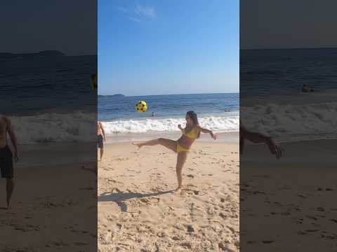 🇧🇷 Leblon Beach | Brazil