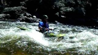 preview picture of video 'Greg surfing on the Poudre River'