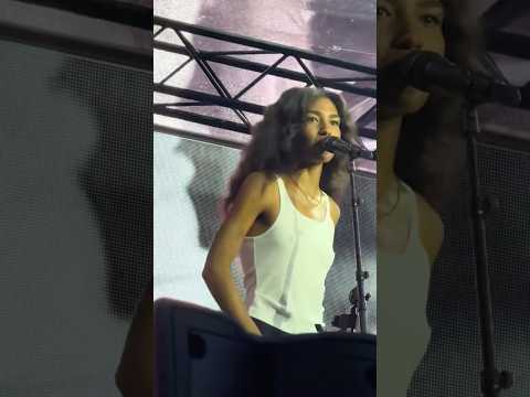 Rein Me In with @samfendermusic at St James’ Park, Newcastle ⭐️ @oliviadean #oliviadean #shorts