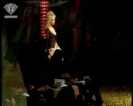 fashiontv | FTV.com - ANDREA STANCU FIRST FACE 90 SEC.