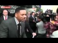 Will Smith slaps reporter on the face!! 