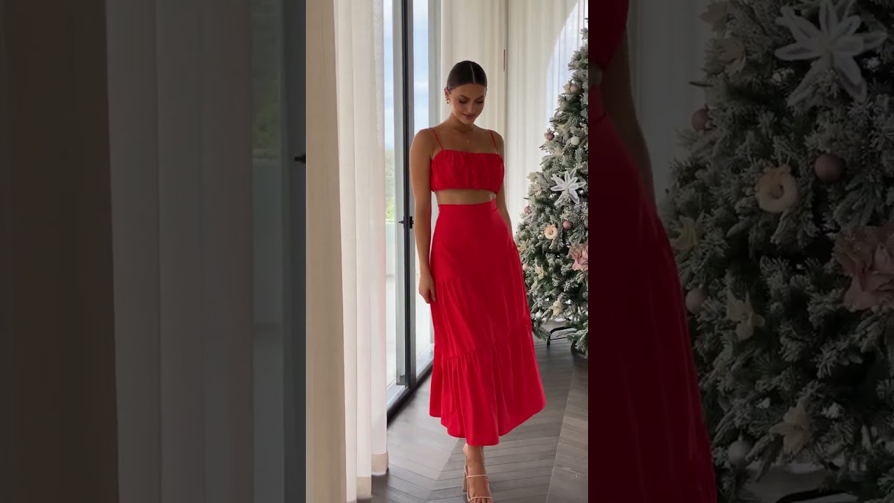 Saraya Top and Skirt Set in Red