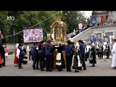 Sainte Anne d’Auray : 400 ans de son apparition célébrés en Bretagne