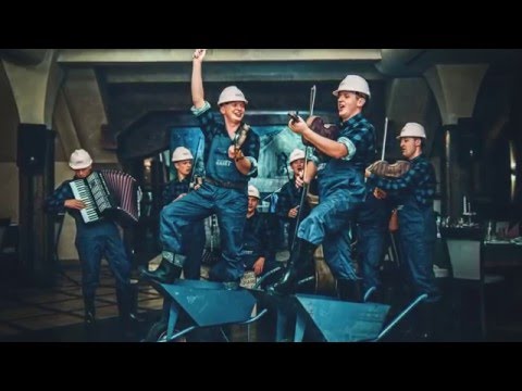 Kapela Ciupaga - Jak się bawią ludzie (Official audio)