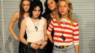The Runaways  - You Drive Me Wild (Live In Japan) -  HD