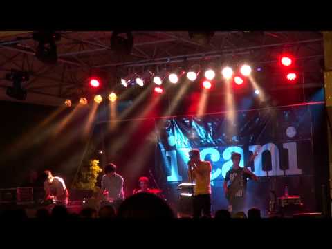 door selection - i cani live @ piazzale del verano   42records arriveranno presto festival 20120707