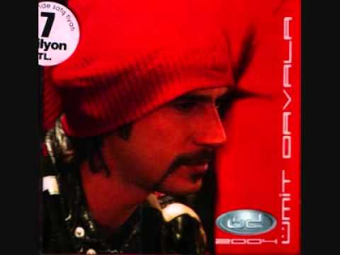 Ümit Davala - 2004 şarkısı (Serdar Ortaç Düetli)