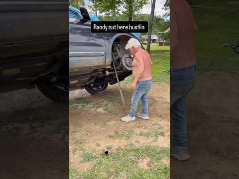 Hillbilly Auto Shop 😂