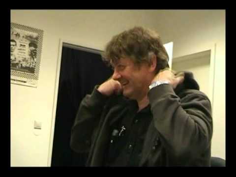 Werner Nadolny (Backstage) meckert zurecht über`s Laser-Geflacker ..... -).avi