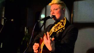 Three Chords (HD) -- Kal Lavelle, &quot;The Ocean&quot; single launch, London, 14/05/13