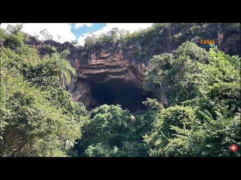CAVERNA DE TERRA RONCA, NO ESTADO DE GOIAS, ENTRE GUARANI E SÃO DOMINGOS.