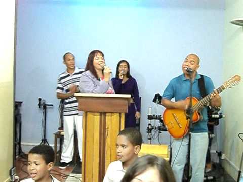 Quadrangular Vera Cruz...B.H..M.G..15-05-2011 - louvor -