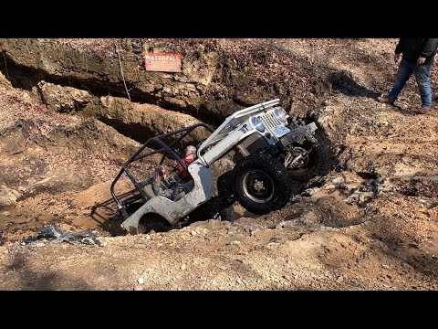 Willys Jeeps @ Moonlight Racing - Pumpkin Smasher - the Waterfall