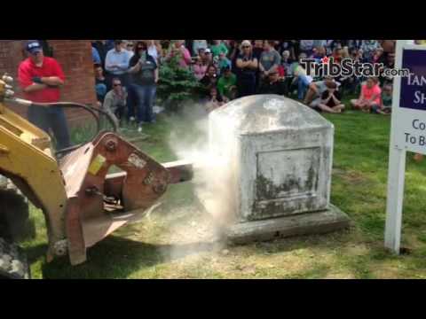 Cracking open the vault around time capsule