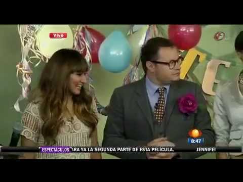 Ha*Ash entrega Disco de Oro a Leonel García