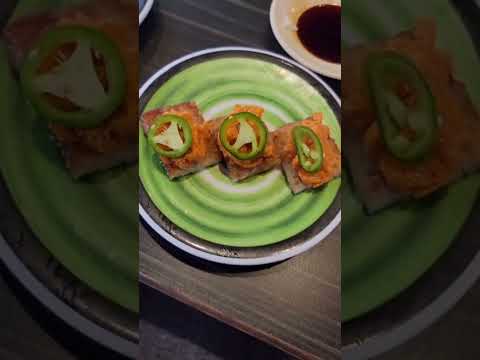Kura Revolving Sushi - uma das experiências gastronômicas mais divertidas de Las Vegas, fora da Strip.