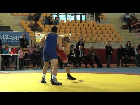 Campionato italiano lotta greco romana finale categoria 60 Kg.mov