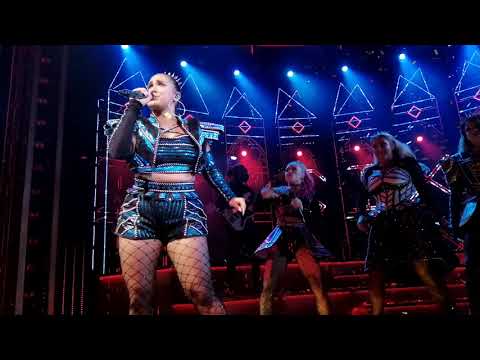 Six The Musical: MegaSix, Font Row, Lyric Theatre