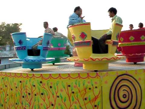 Cup And Saucer Ride 
