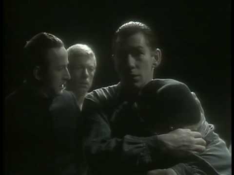 Video thumbnail for Macbeth Act 2 Scene 3