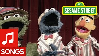 Sesame Street: Pigeons and Cookies and Trash