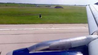 preview picture of video 'Delta A319 Landing at Kansas City Intl.'