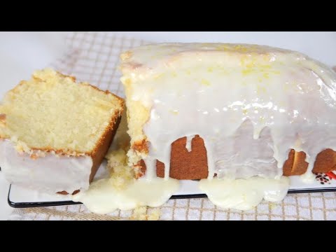 استعجلت وقطعت الكيك ساخن 🤭 وتفتت مني بس مستعجله اكل منه! طعمه لا يوصف