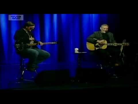 Niels Hausgaard - Det treenige røvballegardin