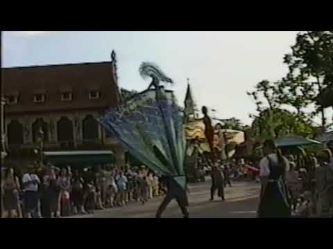 Tapestry of Nations Epcot Parade April 2001