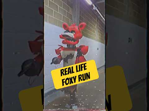 Foxy run in real life! #fnaf #fnafcosplay #costume #foxy #foxyrun #eva #horror #fnafmovie #viral