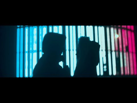 Maměn - Nejsem Sám (OFFICIAL VIDEO)