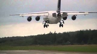 preview picture of video 'Blue1 BAE 146 / RJ 85 Landing at Vaasa Airport'