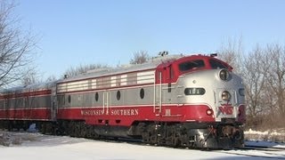 preview picture of video 'WSOR 101, E9 Business Train at Davis Junction, Illinois on 3-3-2013'