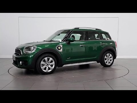 Mini Countryman Cooper S E ALL4 PHEV Classic Auto* - Image 2
