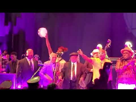 Preservation Hall Jazz Band and guests: "When the Saints Go Marching In" (5/6/2022; New Orleans, LA)
