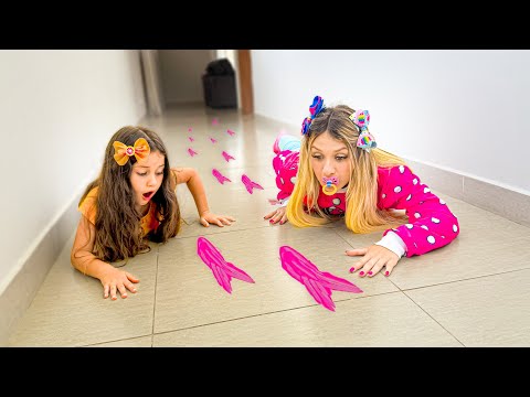 JULLY AND LAYRA FOUND PINK FOOTPRINTS AROUND THE HOUSE!!