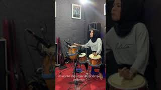 Download lagu Lia Aprilia ternyata jago main KENDANG sampe belibetan mp3