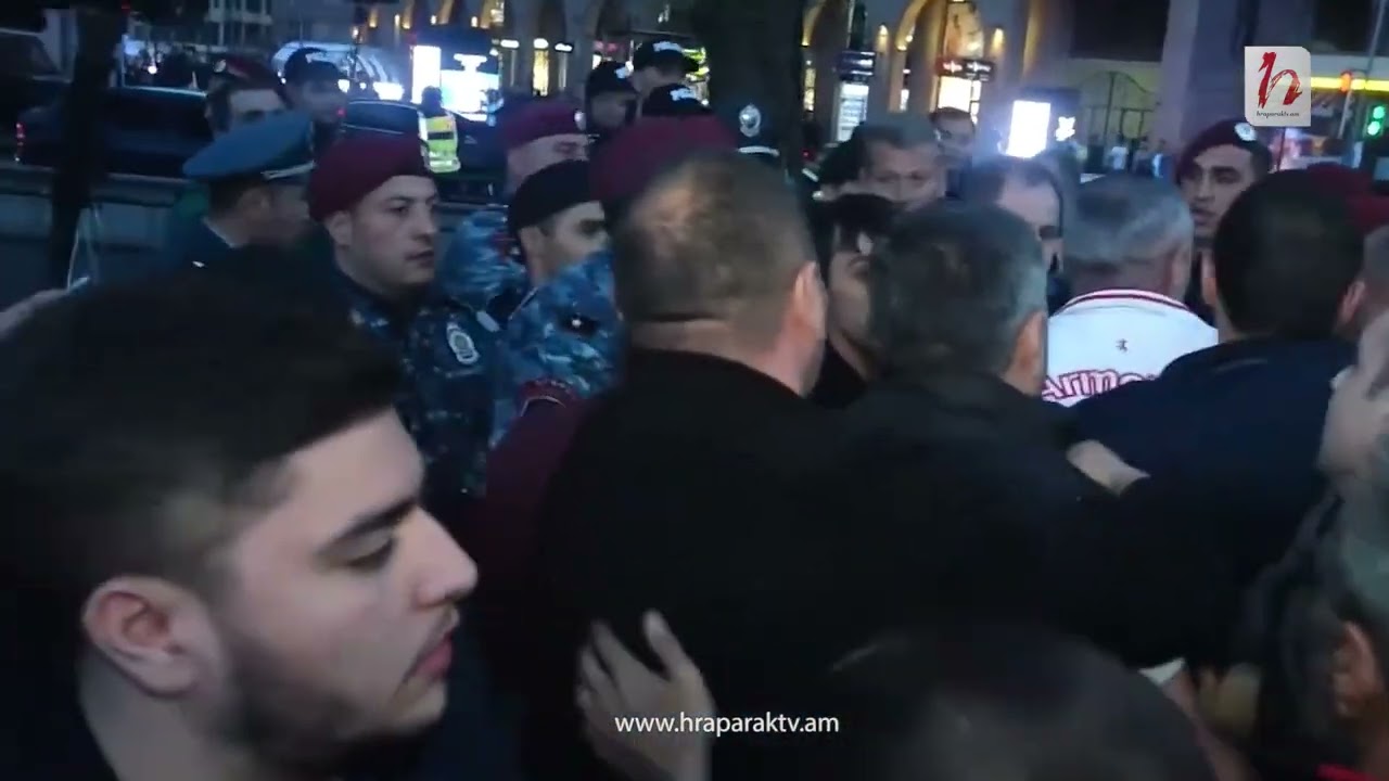 Ինչպես են փորձում բերման ենթարկել Արթուր Վանեցյանին