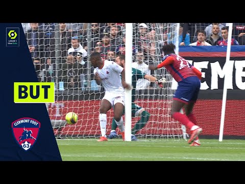 But Sikou NIAKATE (35' csc - CF63) CLERMONT FOOT 63 - FC METZ (2-2) 21/22
