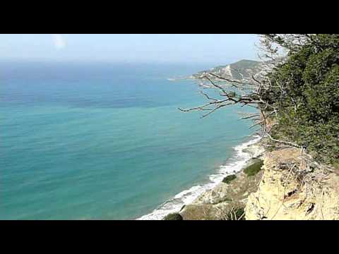 CorfuTimes - Κυριακή 2 Νοέμβρη 2008 περίπατος στον Αρκουδίλα