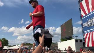 Mitchell Tenpenny - Bitches