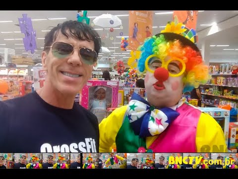 Palhaço Marmita "aprontando" em Tubarão, SC.