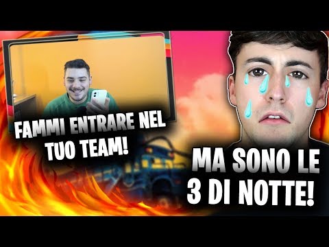 SCHERZO EPICO Alle 3 DI NOTTE 😱 Lo SVEGLIO PER... *SI ARRABBIA*