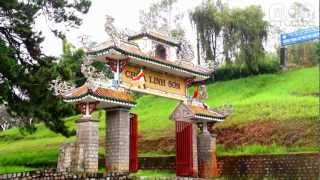 preview picture of video 'Linh Son Pagoda in Dalat - Chùa Linh Sơn Đà Lạt'