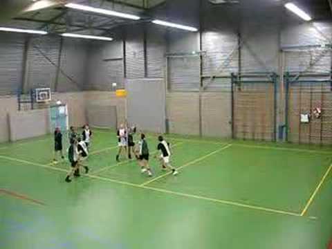 Ados A1 - Zkv A1, 8-4 vrije bal Rick