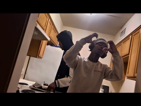 MAJINN - No Love (Official Music Video)