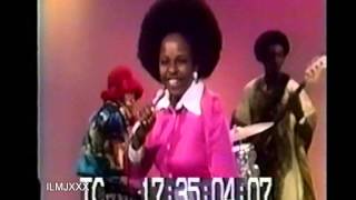 BETTY WRIGHT - CLEAN UP WOMAN (LIVE MIKE DOUGLAS SHOW)