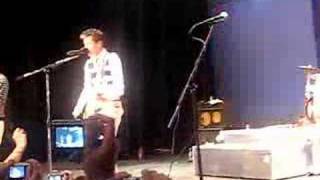 starlight addiction - push play